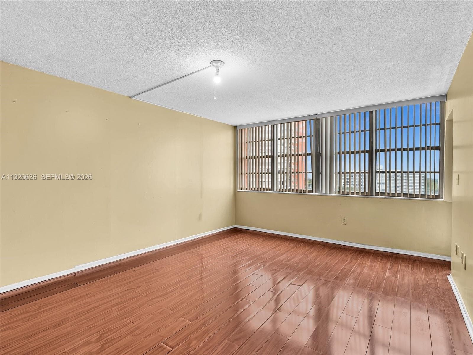 BUCKLEY TOWERS · #813W in Miami - Photo 24