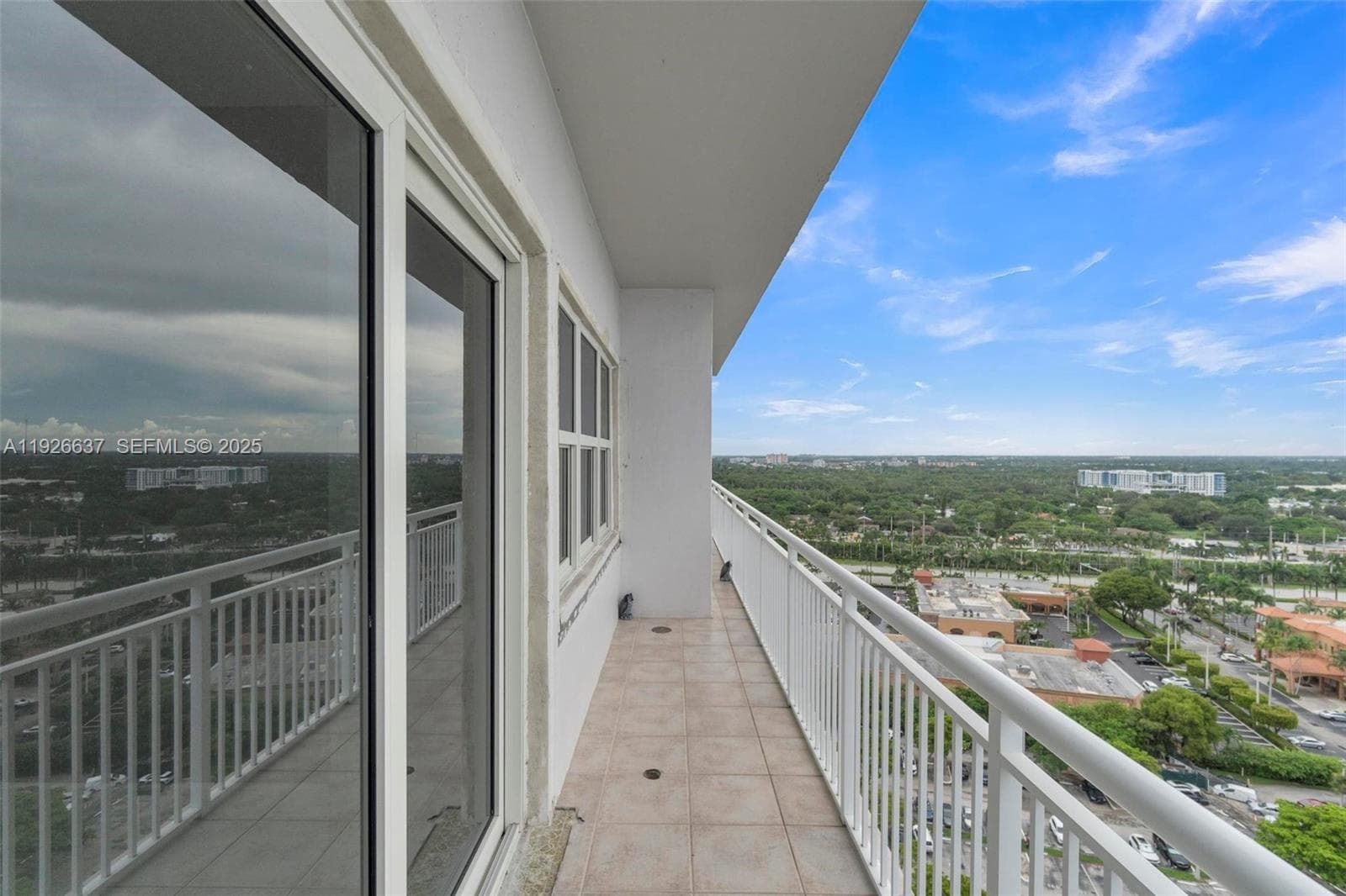 DEL PRADO MARINA · #PH04 in Aventura - Photo 43