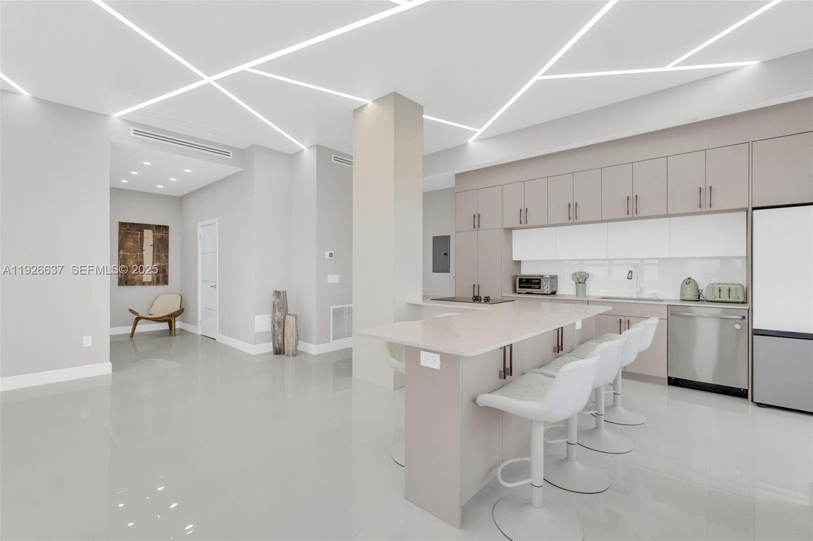 DEL PRADO MARINA · #PH04 in Aventura - Photo 7