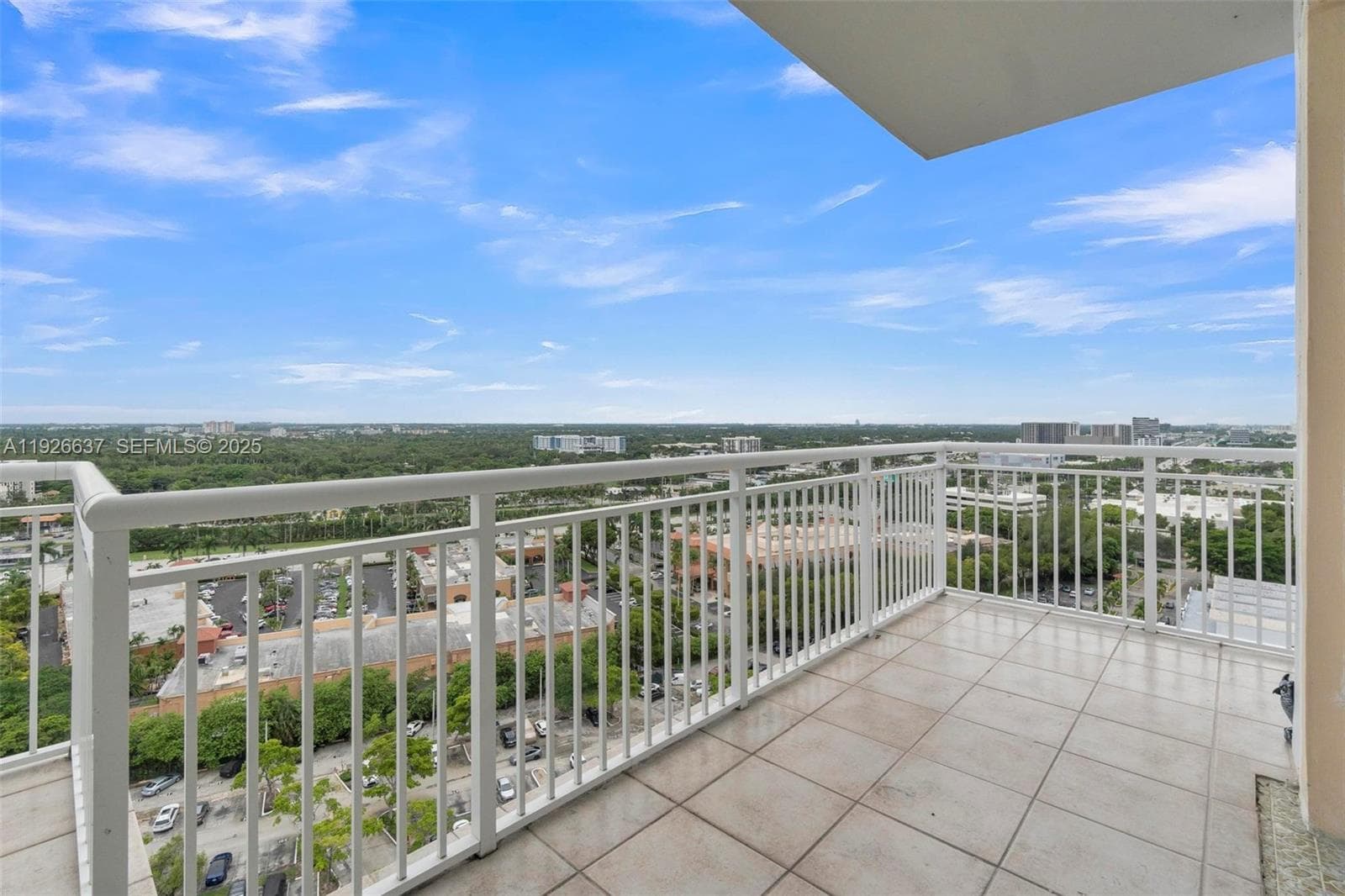 DEL PRADO MARINA · #PH04 in Aventura - Photo 45