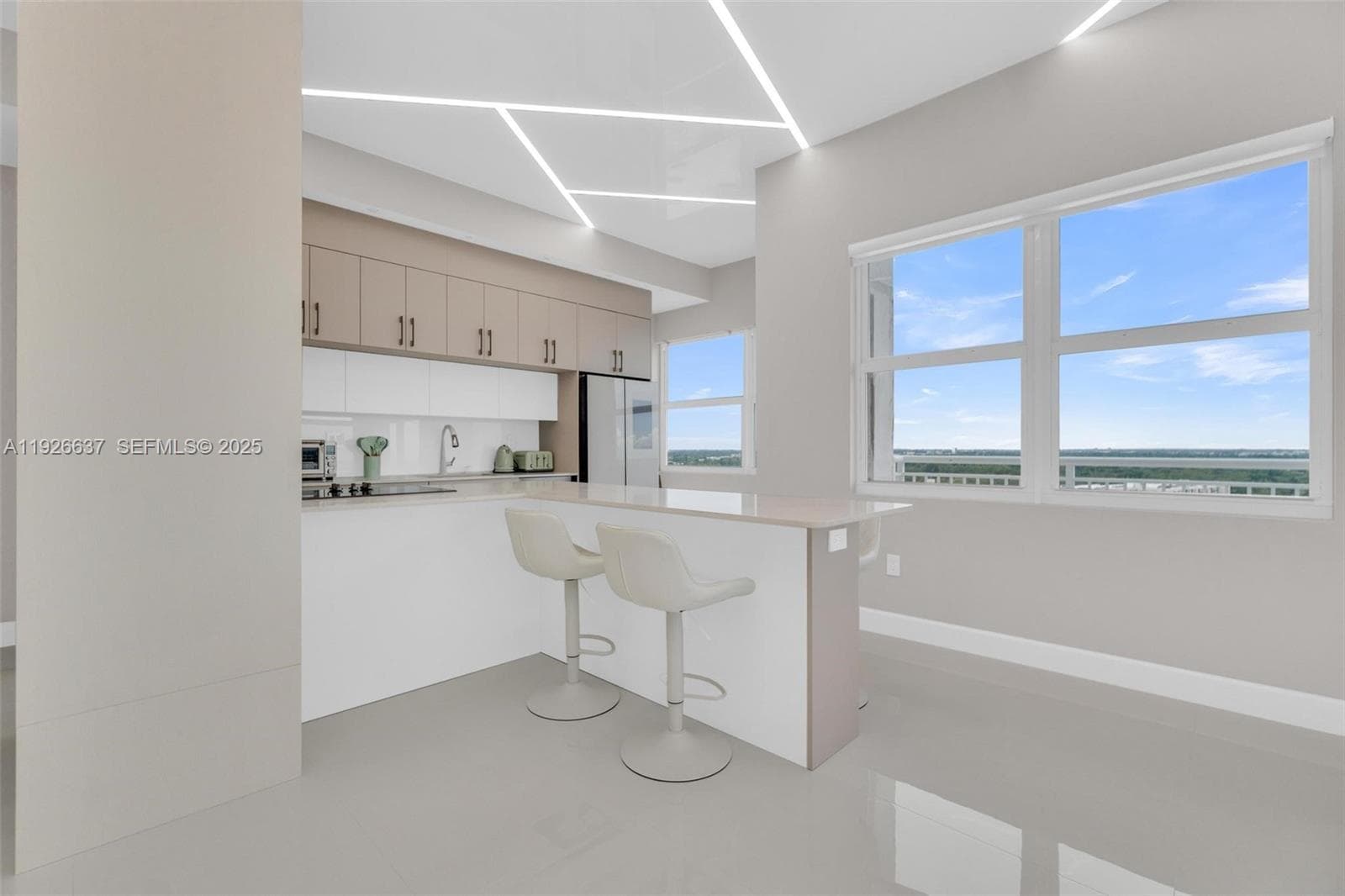 DEL PRADO MARINA · #PH04 in Aventura - Photo 8