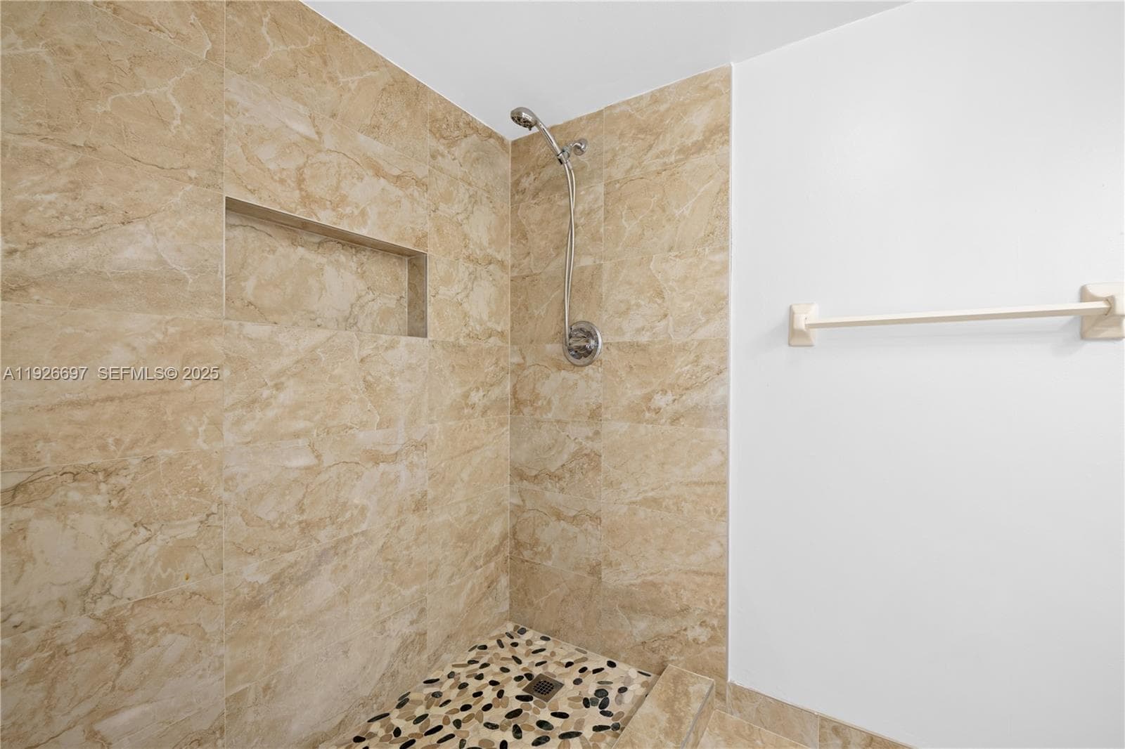 PINE TOWER CONDO · #601 in North Miami Beach - Photo 17