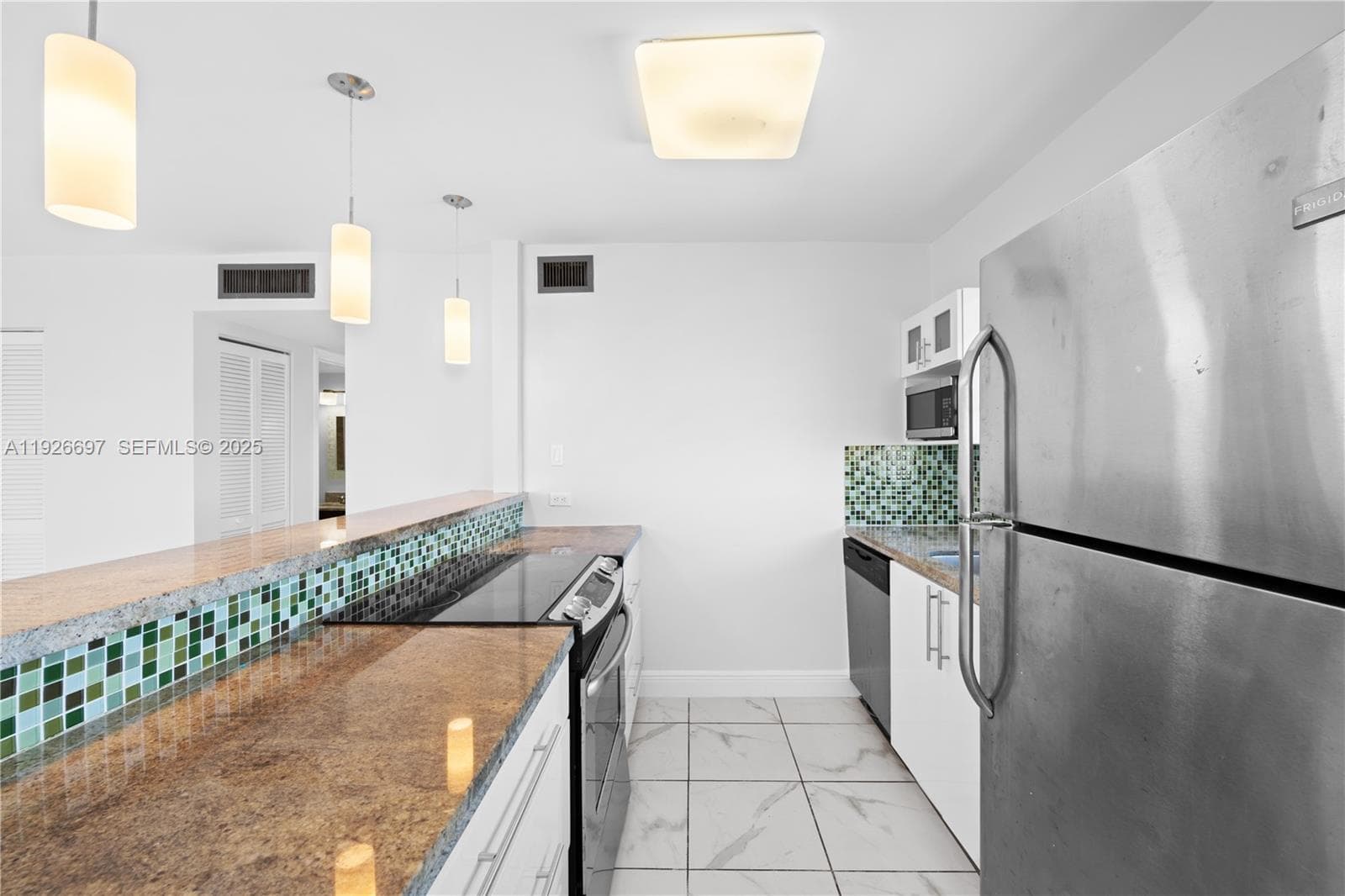 PINE TOWER CONDO · #601 in North Miami Beach - Photo 7