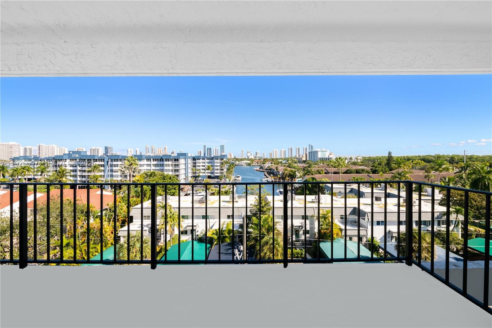 PINE TOWER CONDO · #601 in North Miami Beach - Photo 18