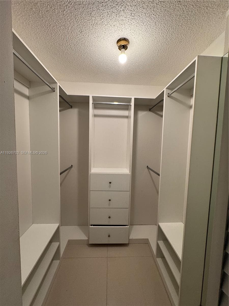 PLAZA OF AMERICAS CONDO P · #226 in Sunny Isles Beach - Photo 9