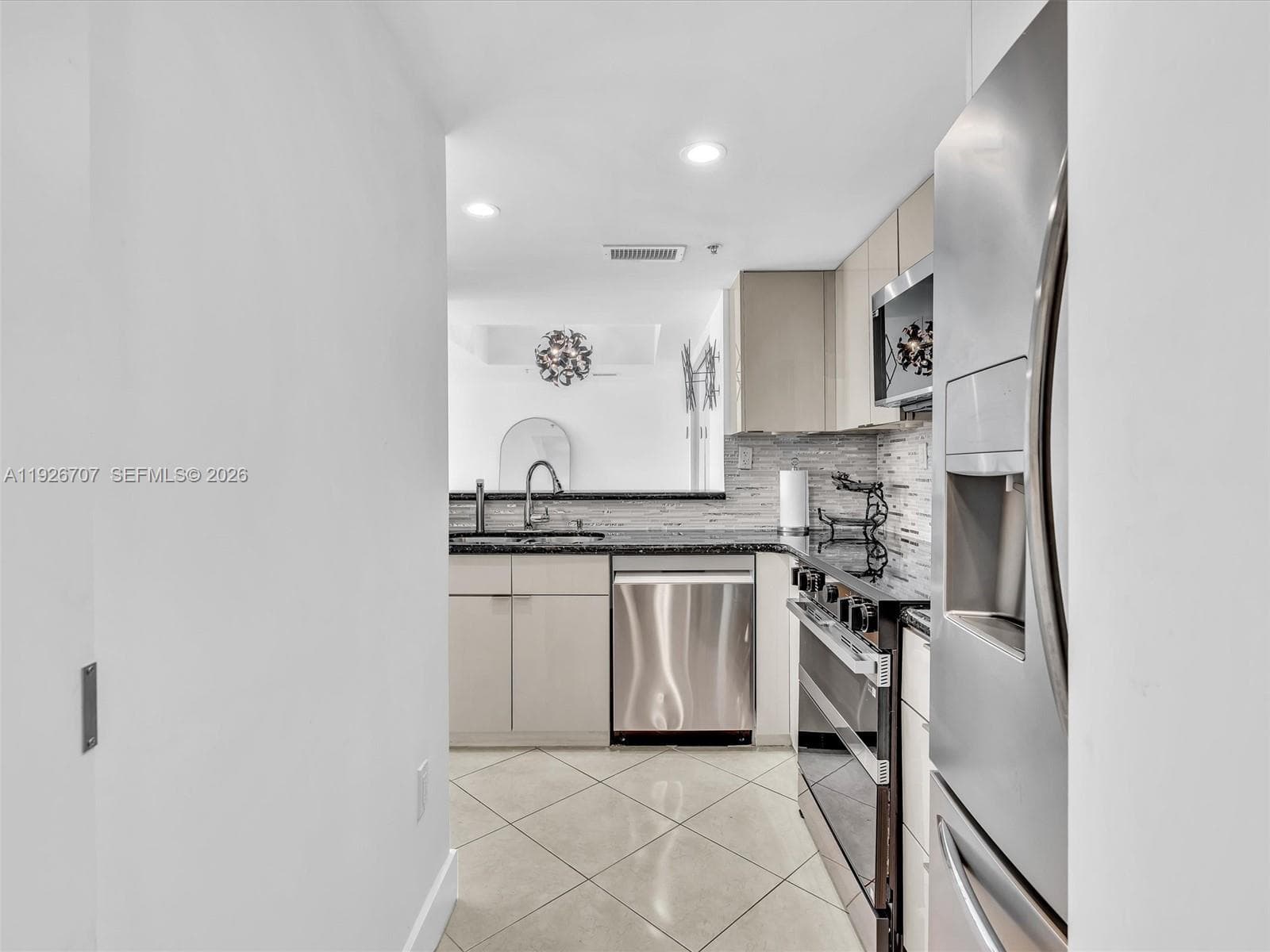 THE FLORIDIAN CONDO · #1605 in Miami Beach - Photo 39