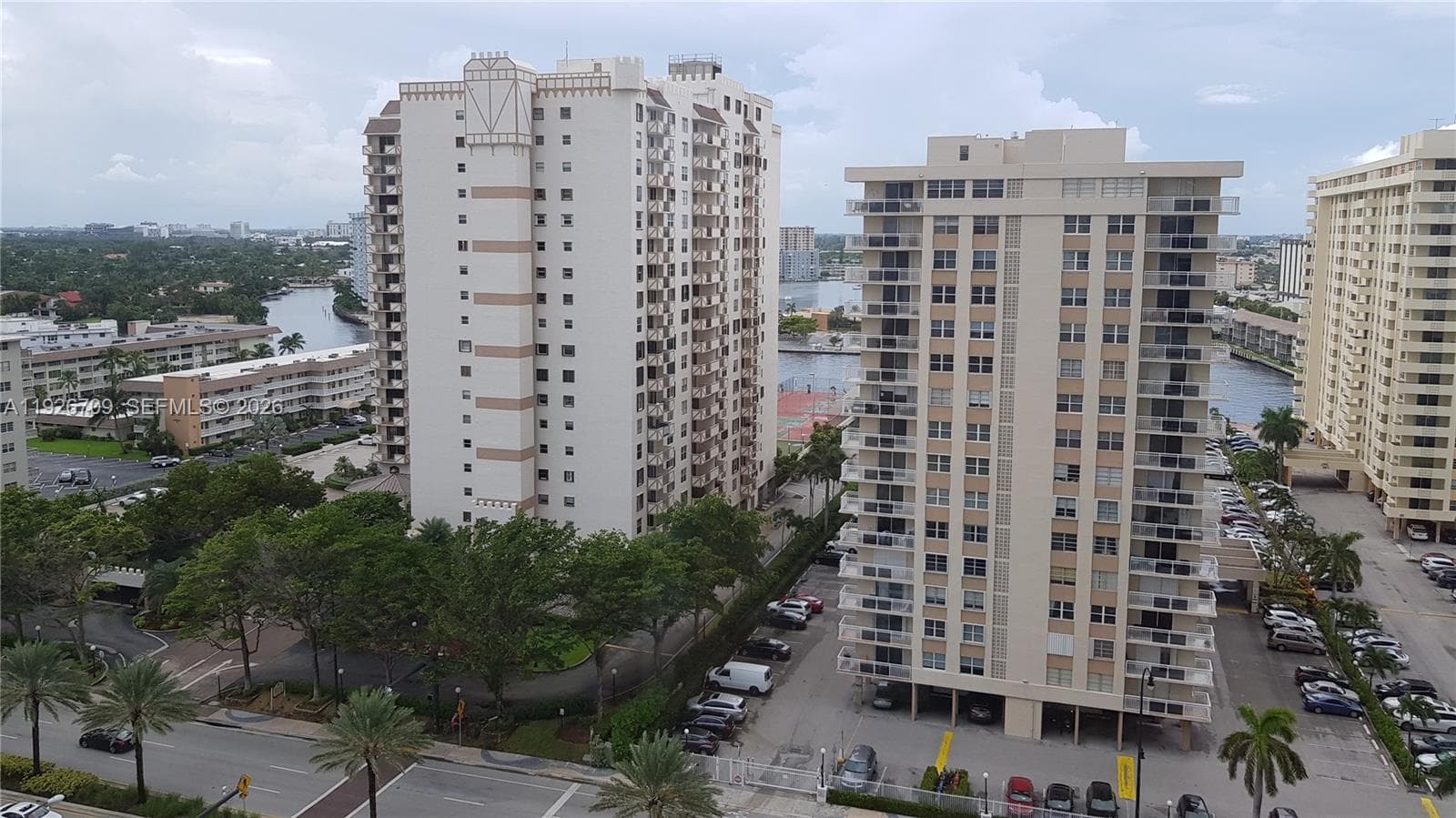 BEACH CLUB CONDO · #1405 in Hallandale Beach - Photo 24