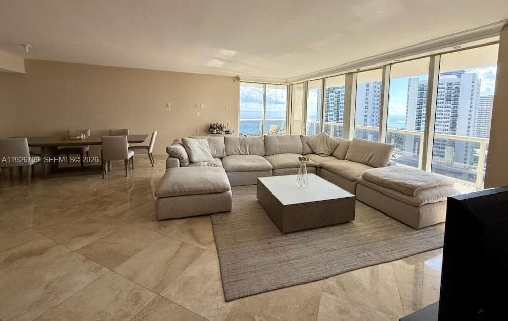 BEACH CLUB CONDO · #1405 in Hallandale Beach - Photo 8