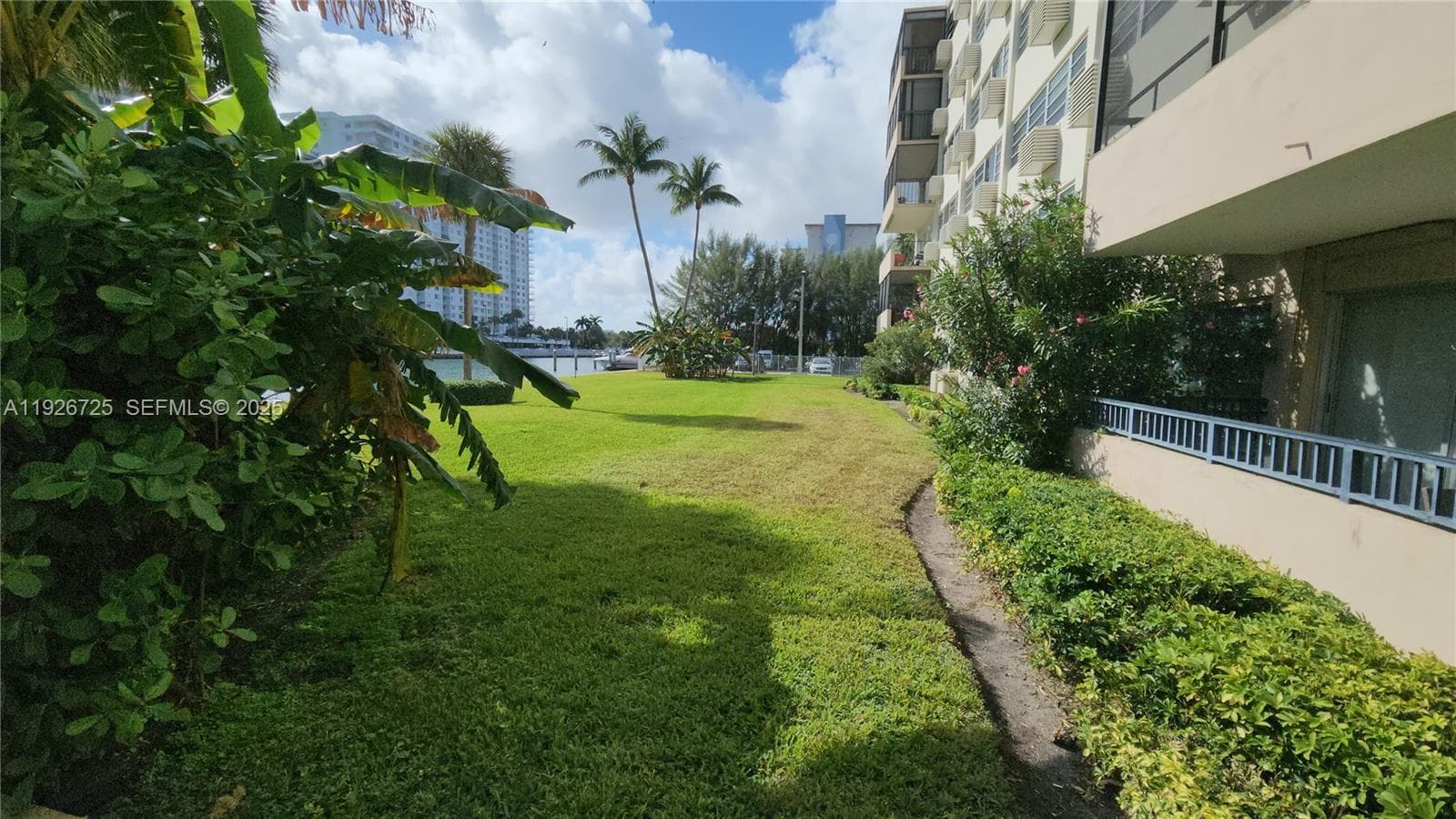 KINGS POINT IMPERIAL COND · #411 in Sunny Isles Beach - Photo 25