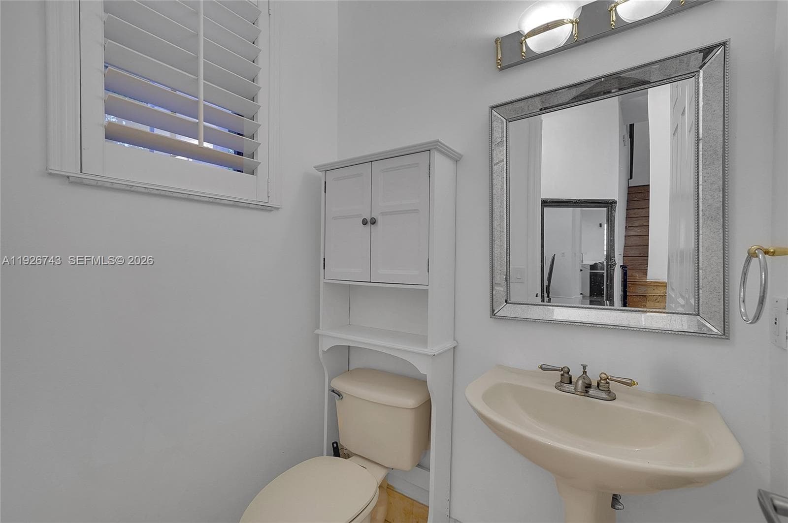 1135 Satinleaf St photo 27