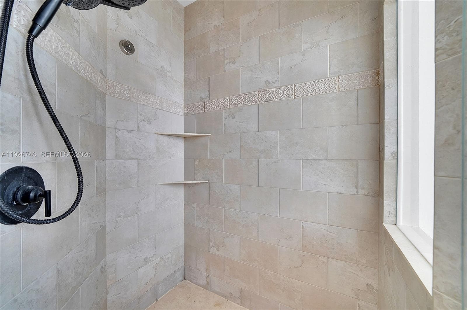 1135 Satinleaf St photo 52