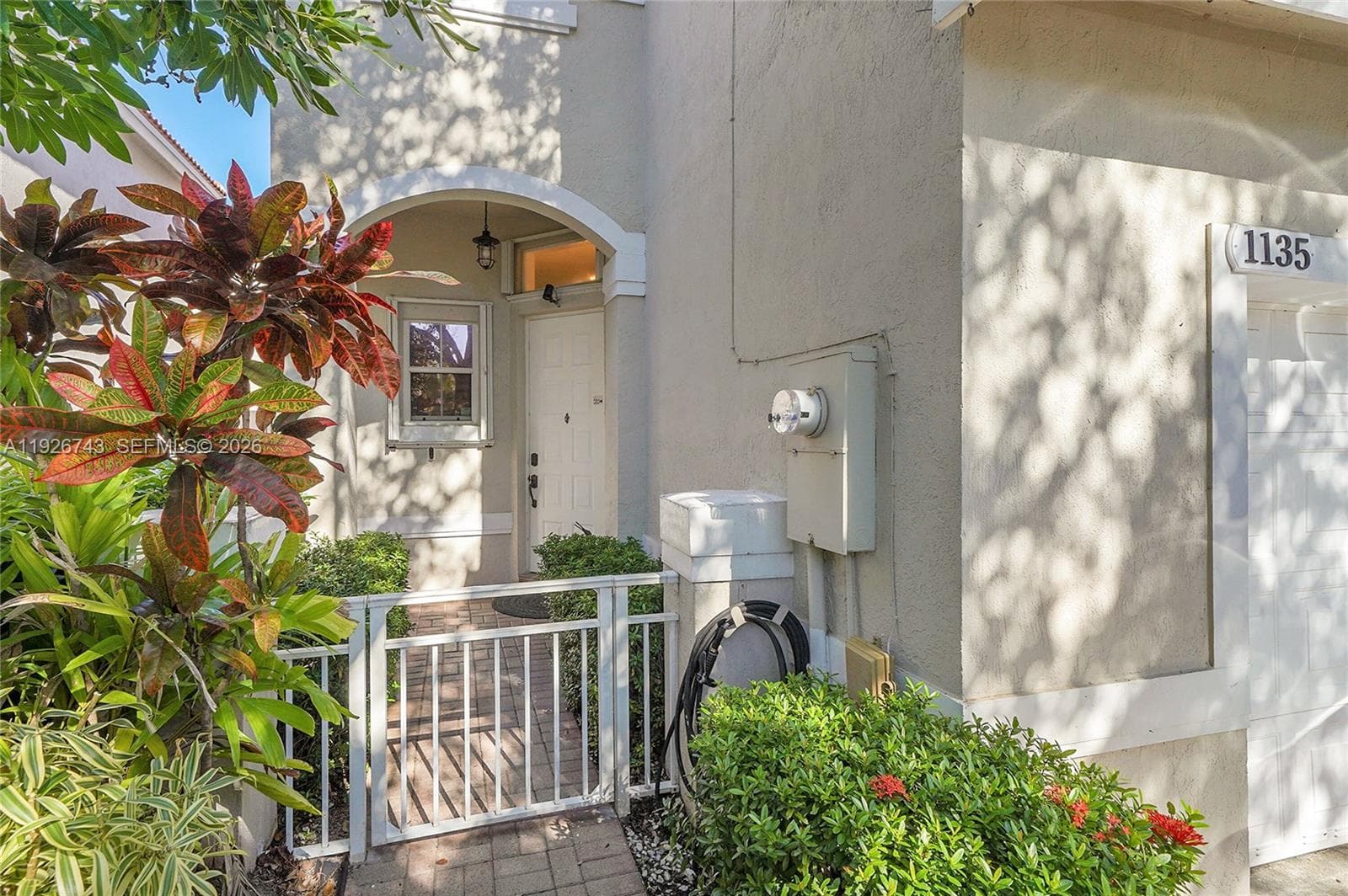 1135 Satinleaf St photo 24