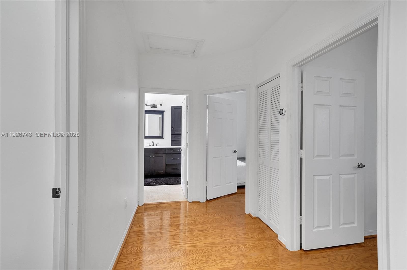 1135 Satinleaf St photo 55