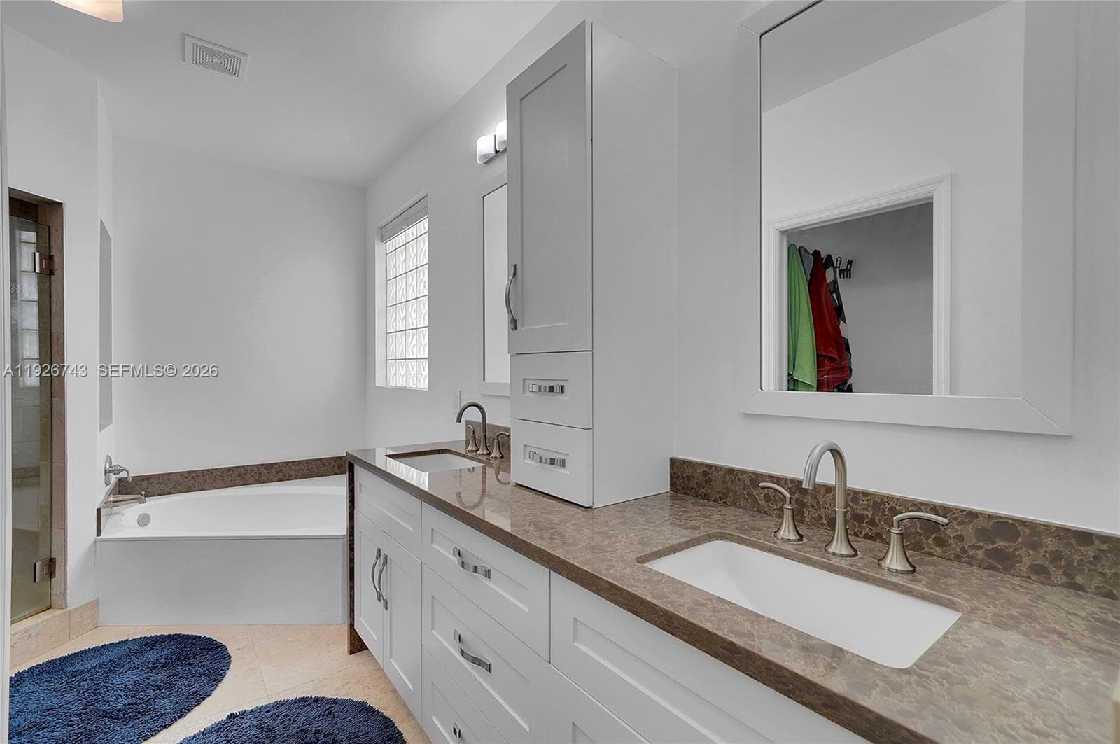 1135 Satinleaf St photo 15
