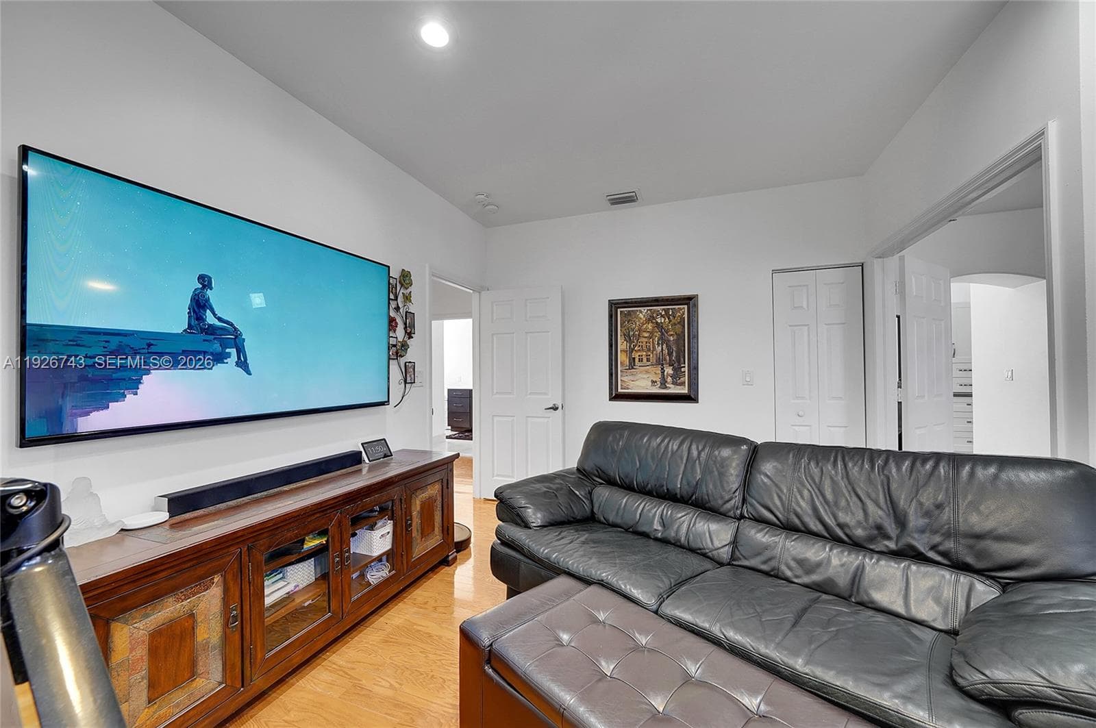 1135 Satinleaf St photo 8
