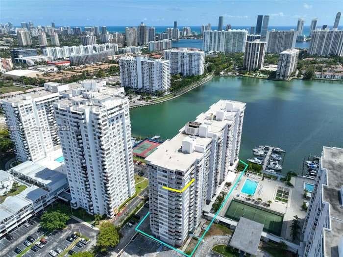 DEL PRADO MARINA · #1705 in Aventura - Photo 26