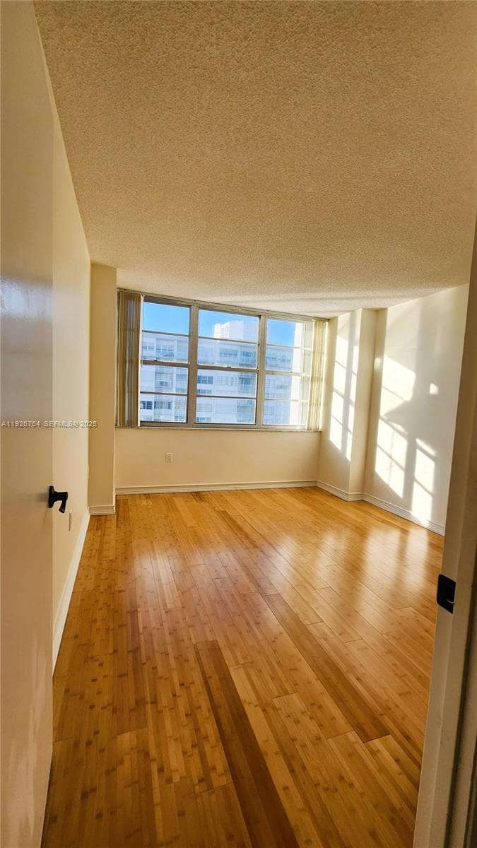 DEL PRADO MARINA · #1705 in Aventura - Photo 15