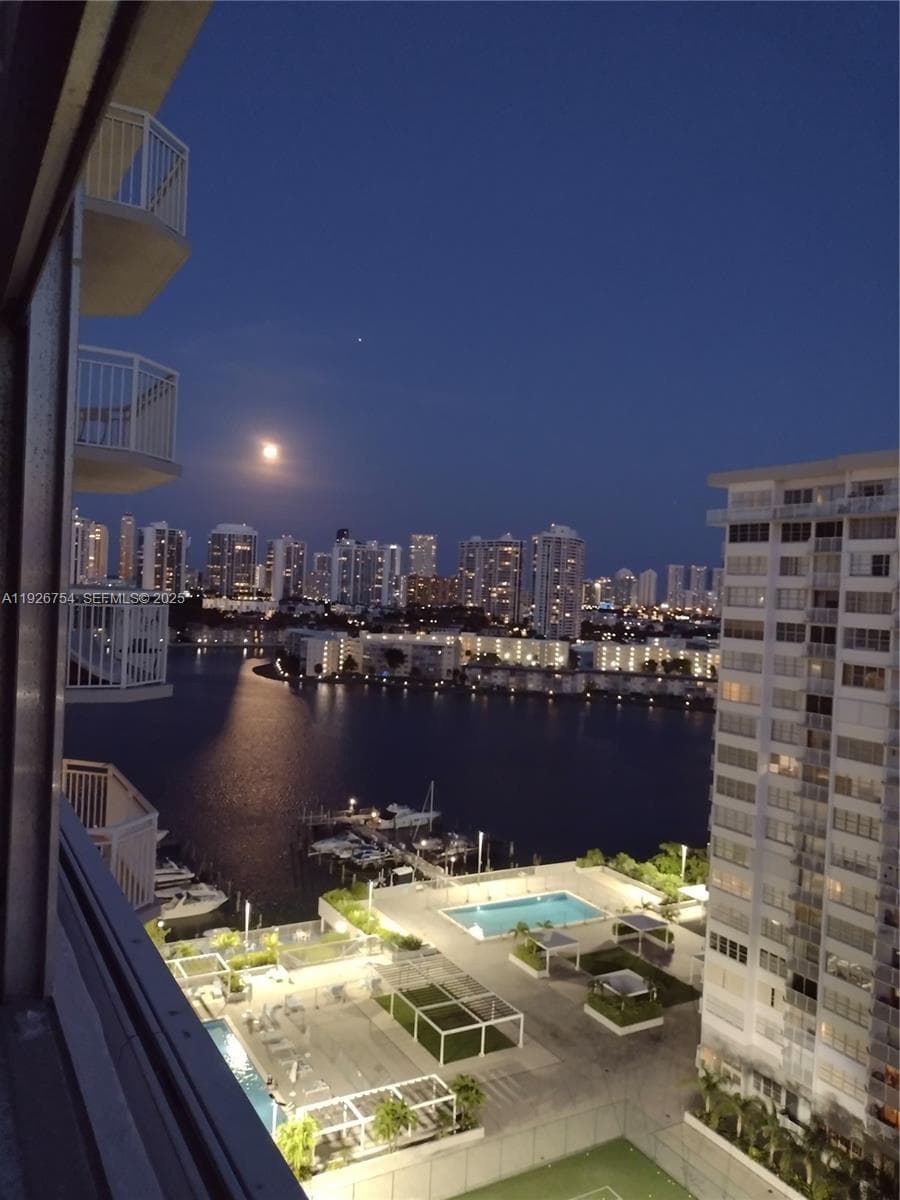 DEL PRADO MARINA · #1705 in Aventura - Photo 25