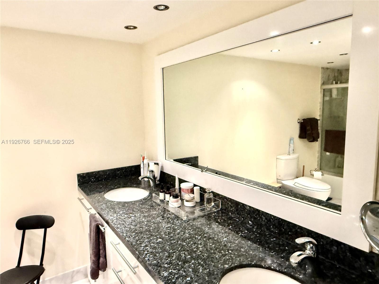 LA MER ESTATES EAST CONDO · #1907 in Hallandale Beach - Photo 6