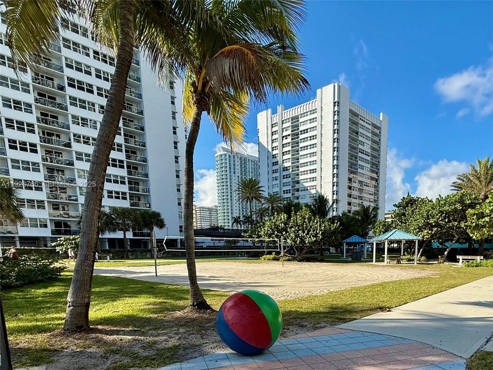 LA MER ESTATES EAST CONDO · #1907 in Hallandale Beach - Photo 22