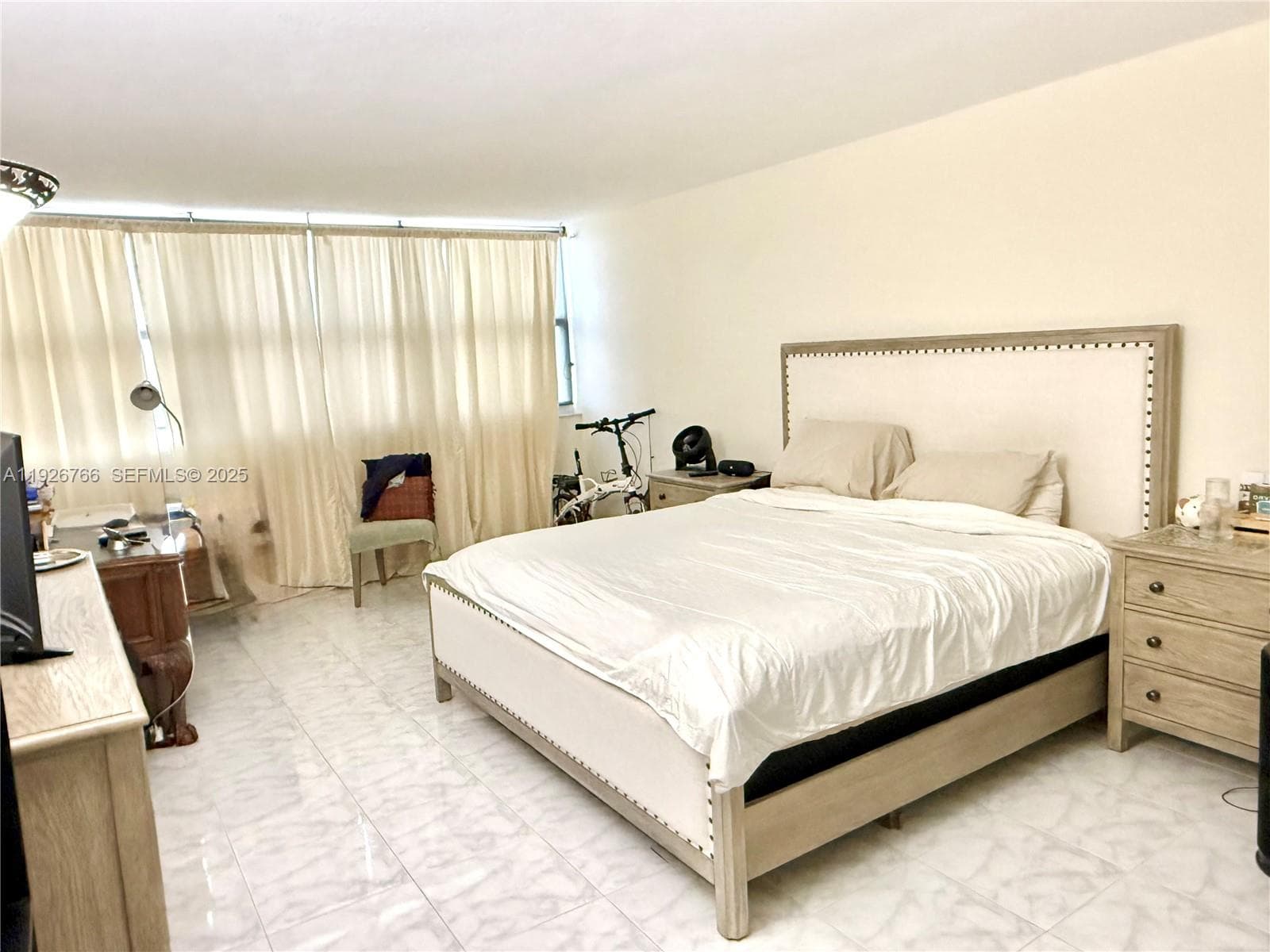 LA MER ESTATES EAST CONDO · #1907 in Hallandale Beach - Photo 5
