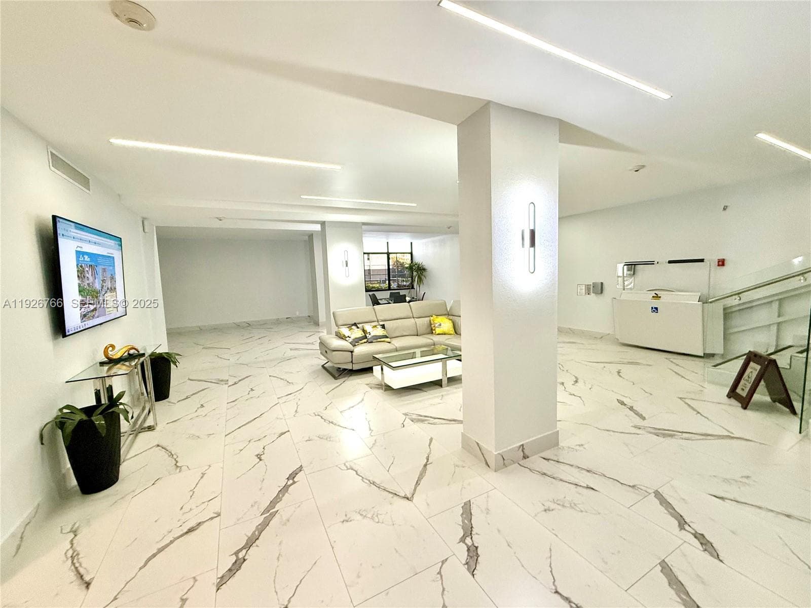 LA MER ESTATES EAST CONDO · #1907 in Hallandale Beach - Photo 15