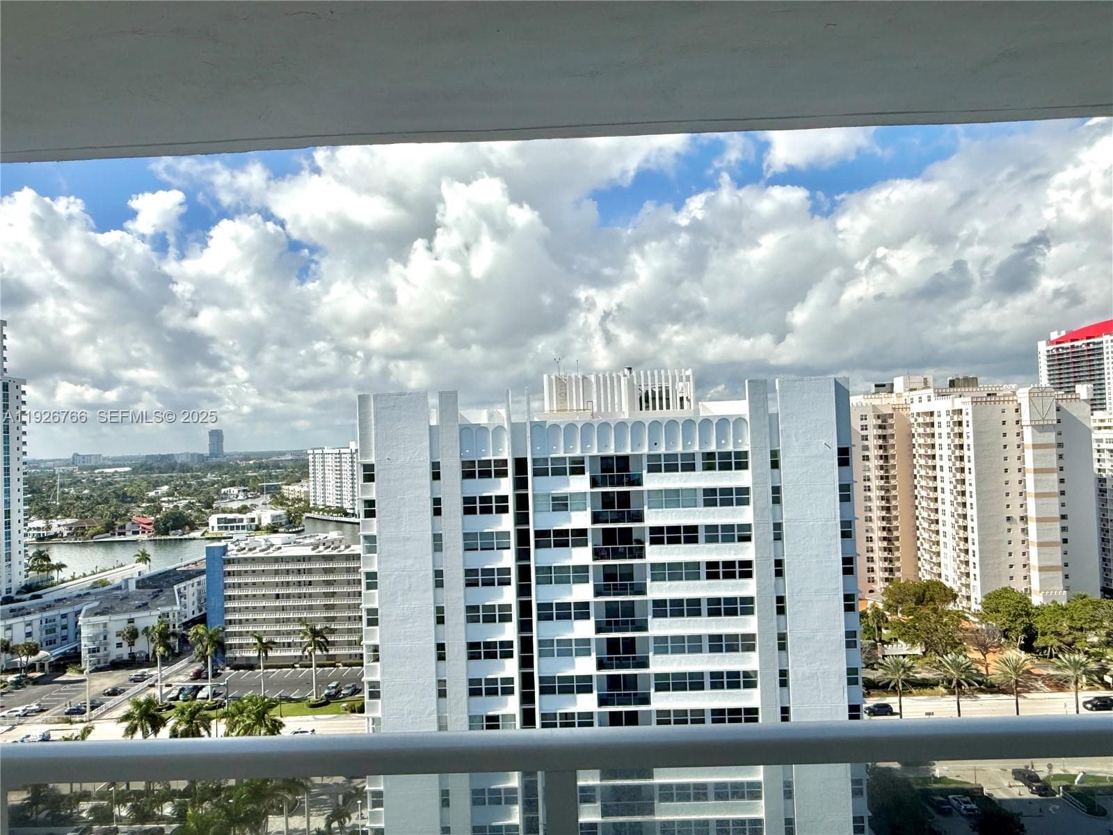 LA MER ESTATES EAST CONDO · #1907 in Hallandale Beach - Photo 11