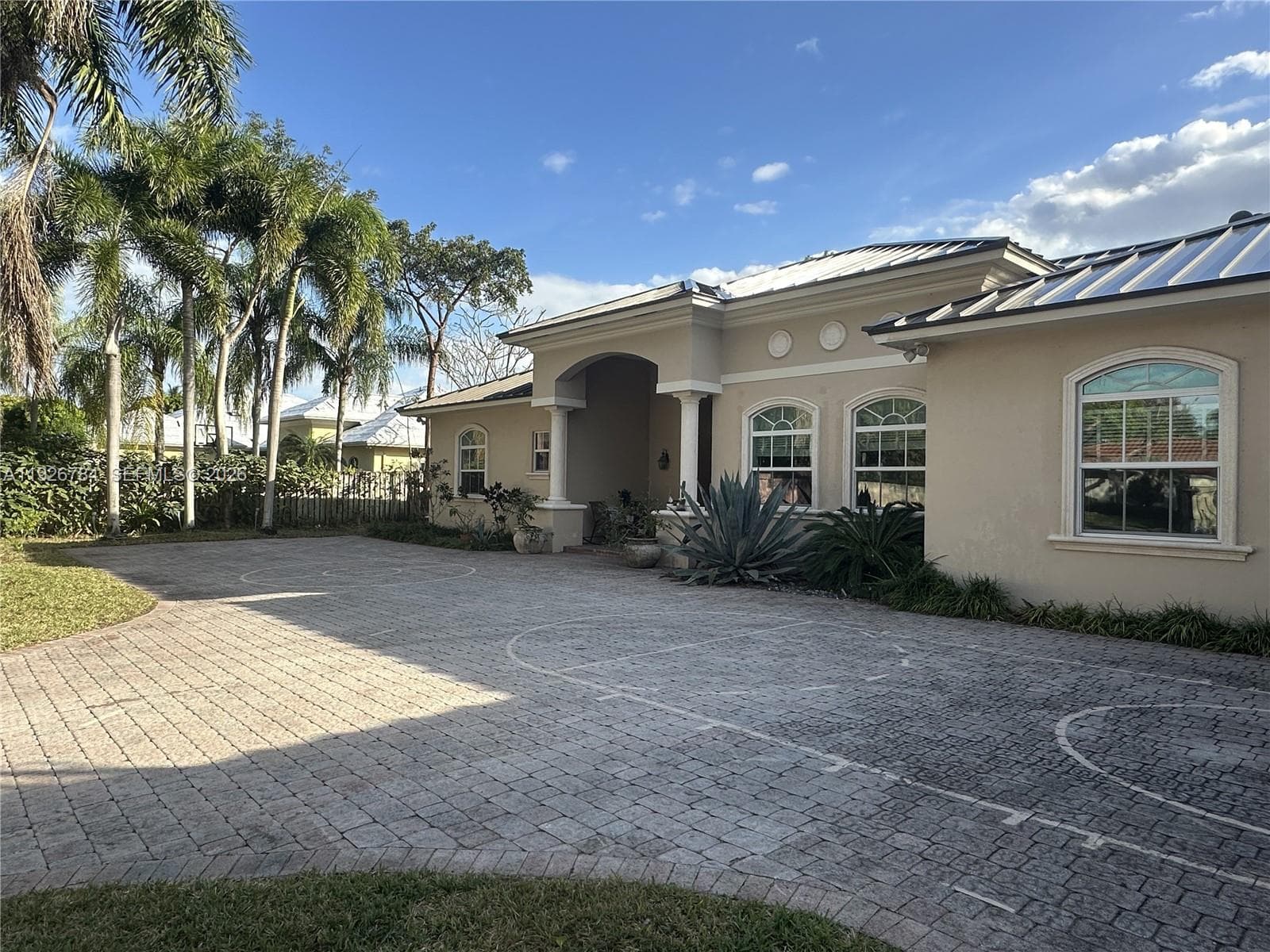 15335 SW 80th Ave photo 3
