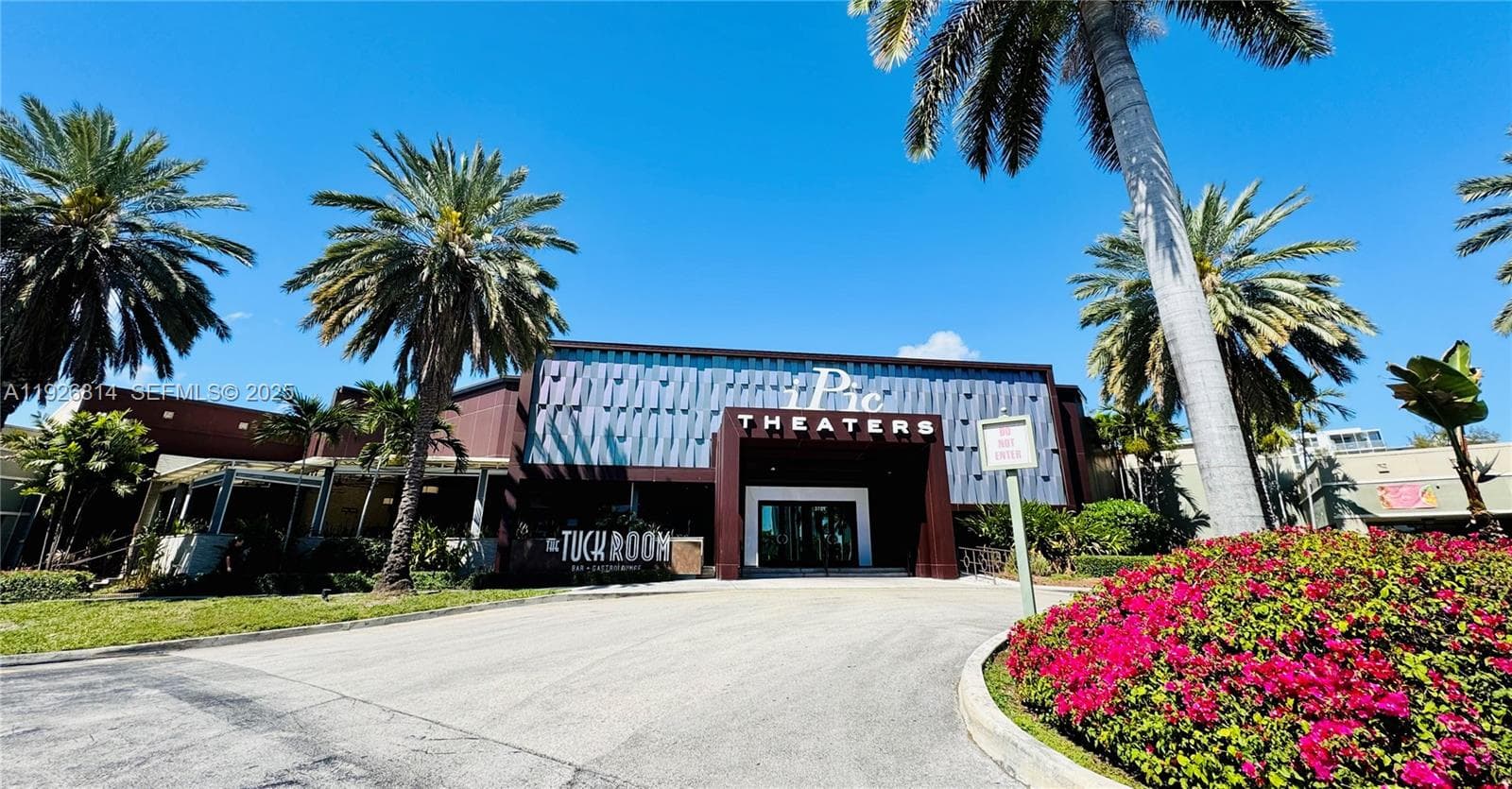iPIC THEATERS -WALK TO INTRACOASTAL MALL (LOCATED AT THE ENTRANCE OF EASTERN SHORES)