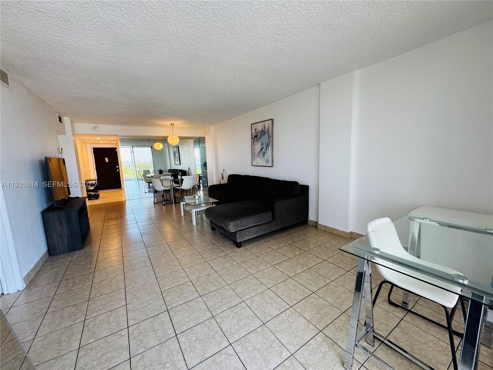 White House · #812 in North Miami Beach - Photo 14