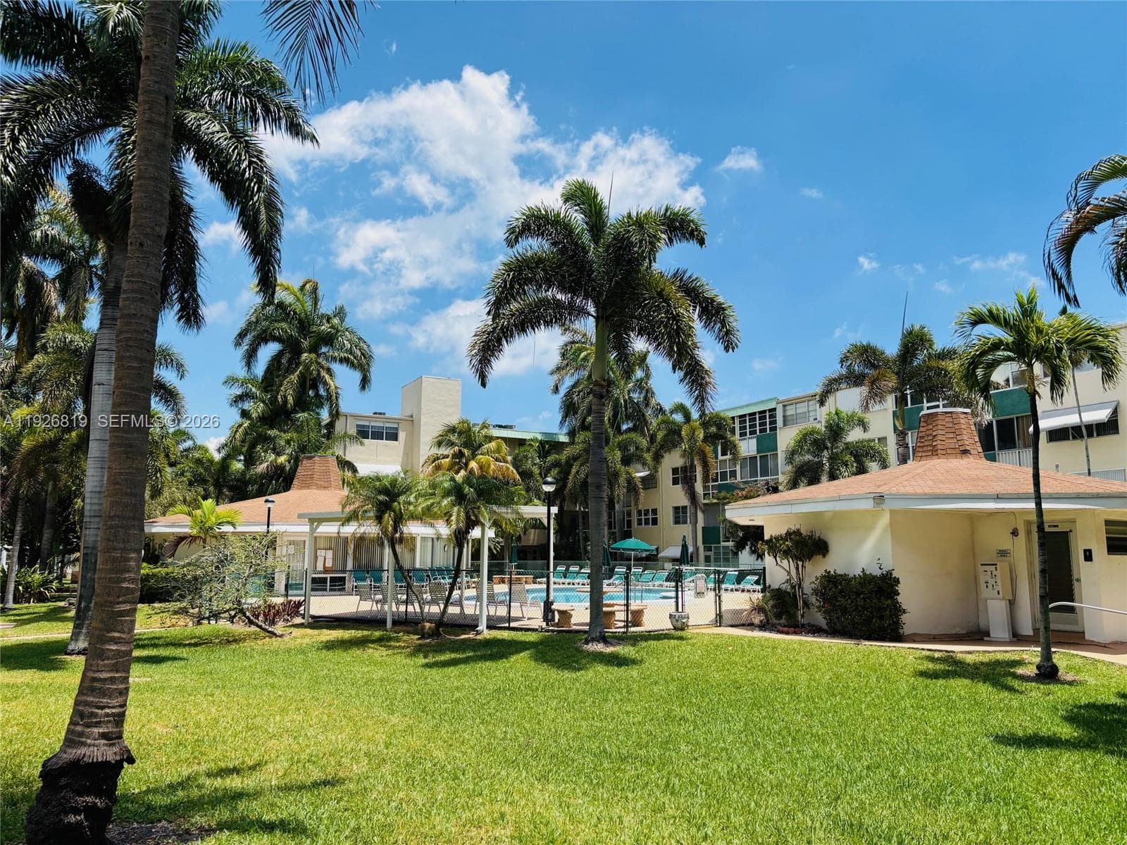 APRIL MIST CONDO · #134 in Hallandale Beach - Photo 13