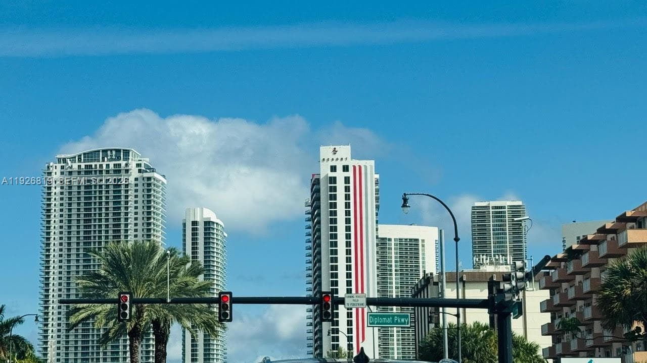 APRIL MIST CONDO · #134 in Hallandale Beach - Photo 7