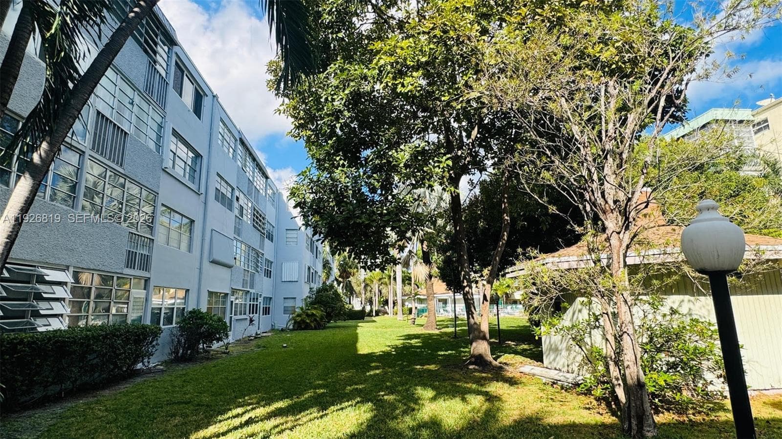 APRIL MIST CONDO · #134 in Hallandale Beach - Photo 32