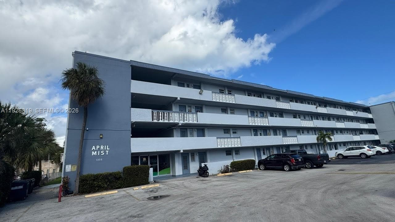 APRIL MIST CONDO · #134 in Hallandale Beach - Photo 35