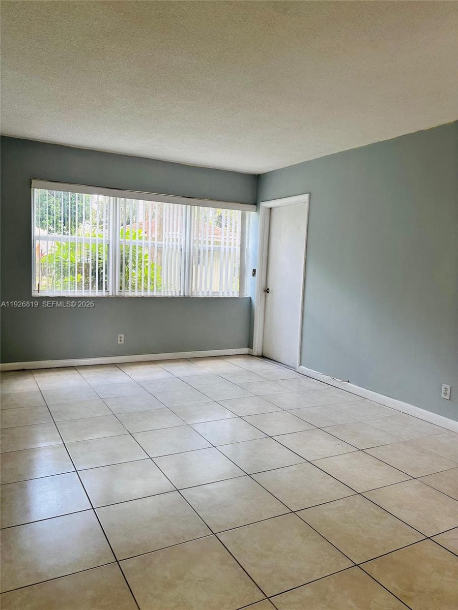 APRIL MIST CONDO · #134 in Hallandale Beach - Photo 25