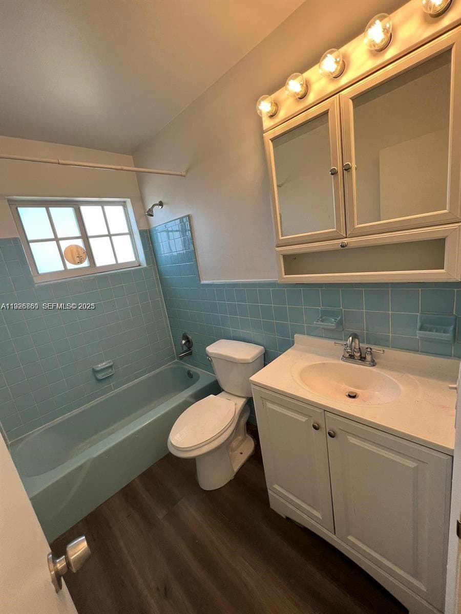 BEACH GARDEN CONDO · #17 in Hallandale Beach - Photo 10