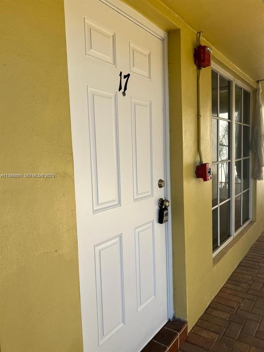 BEACH GARDEN CONDO · #17 in Hallandale Beach - Photo 11