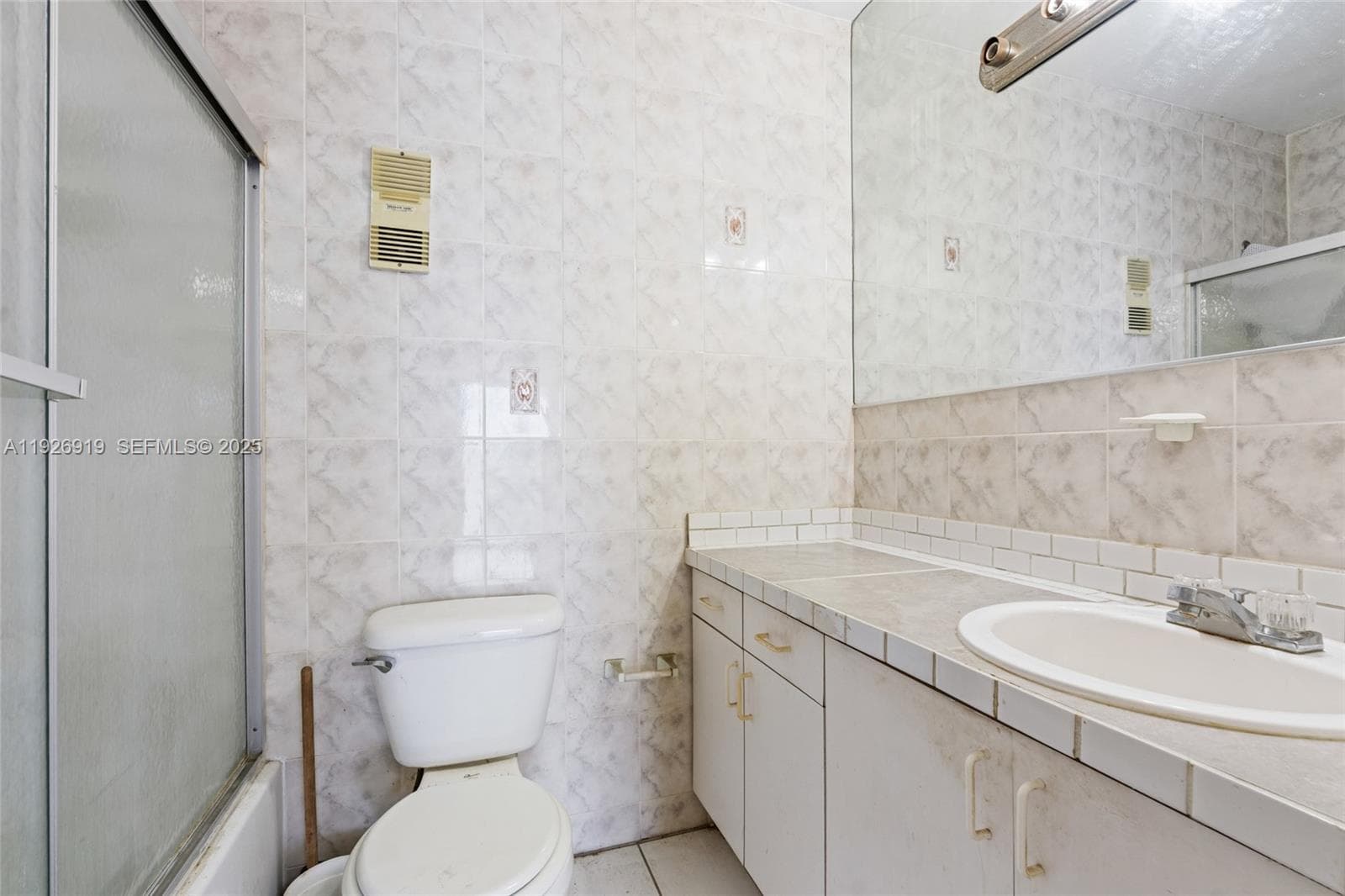 Florence Condo · #301 in North Miami Beach - Photo 17