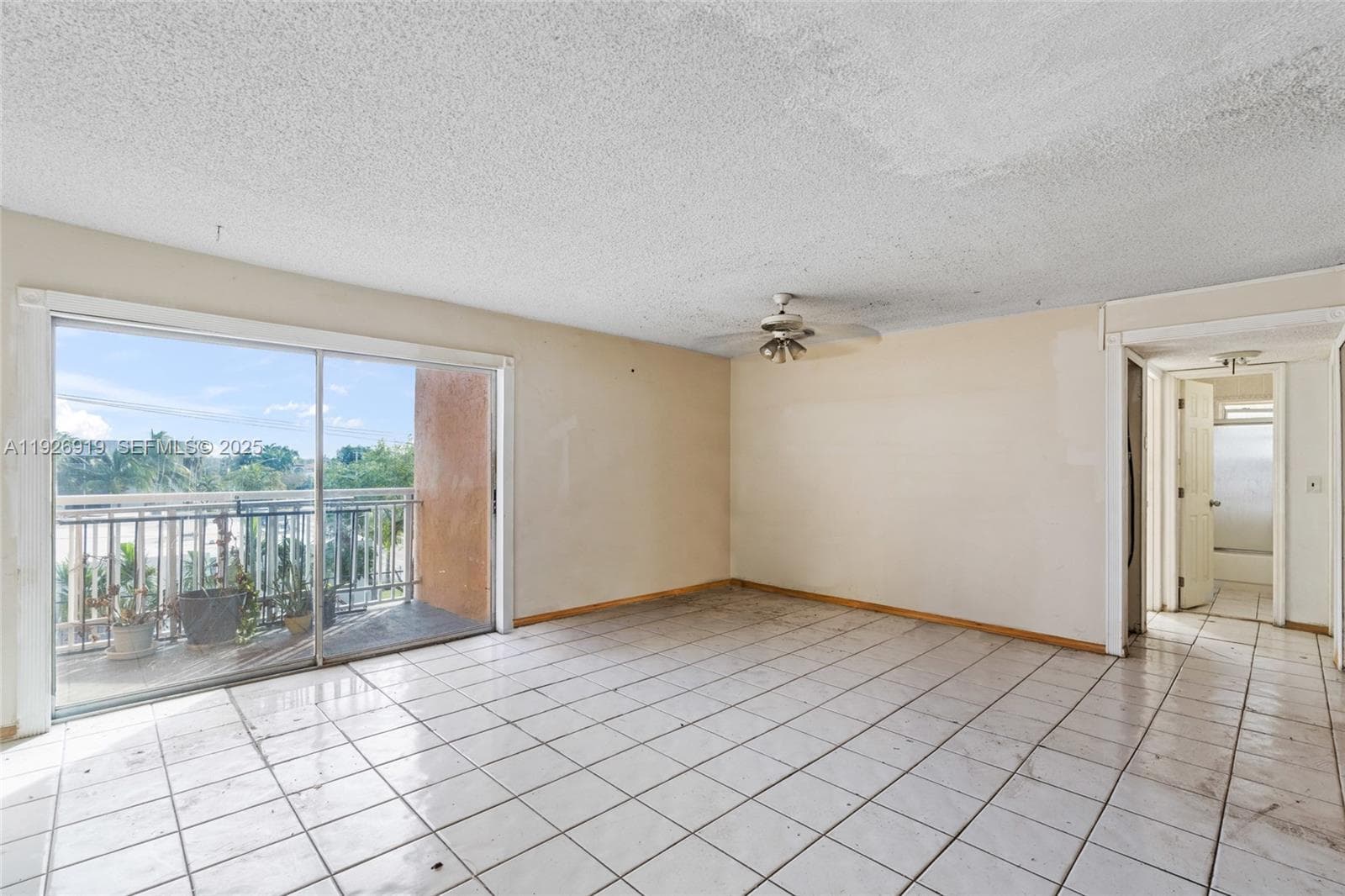 Florence Condo · #301 in North Miami Beach - Photo 7