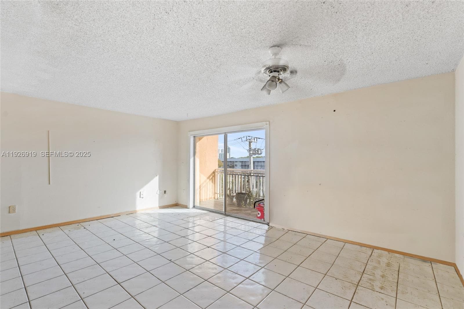 Florence Condo · #301 in North Miami Beach - Photo 9