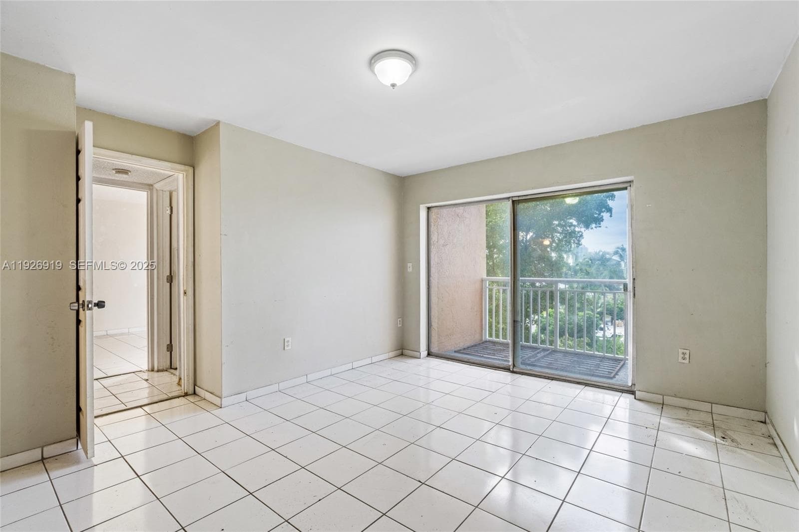 Florence Condo · #301 in North Miami Beach - Photo 15