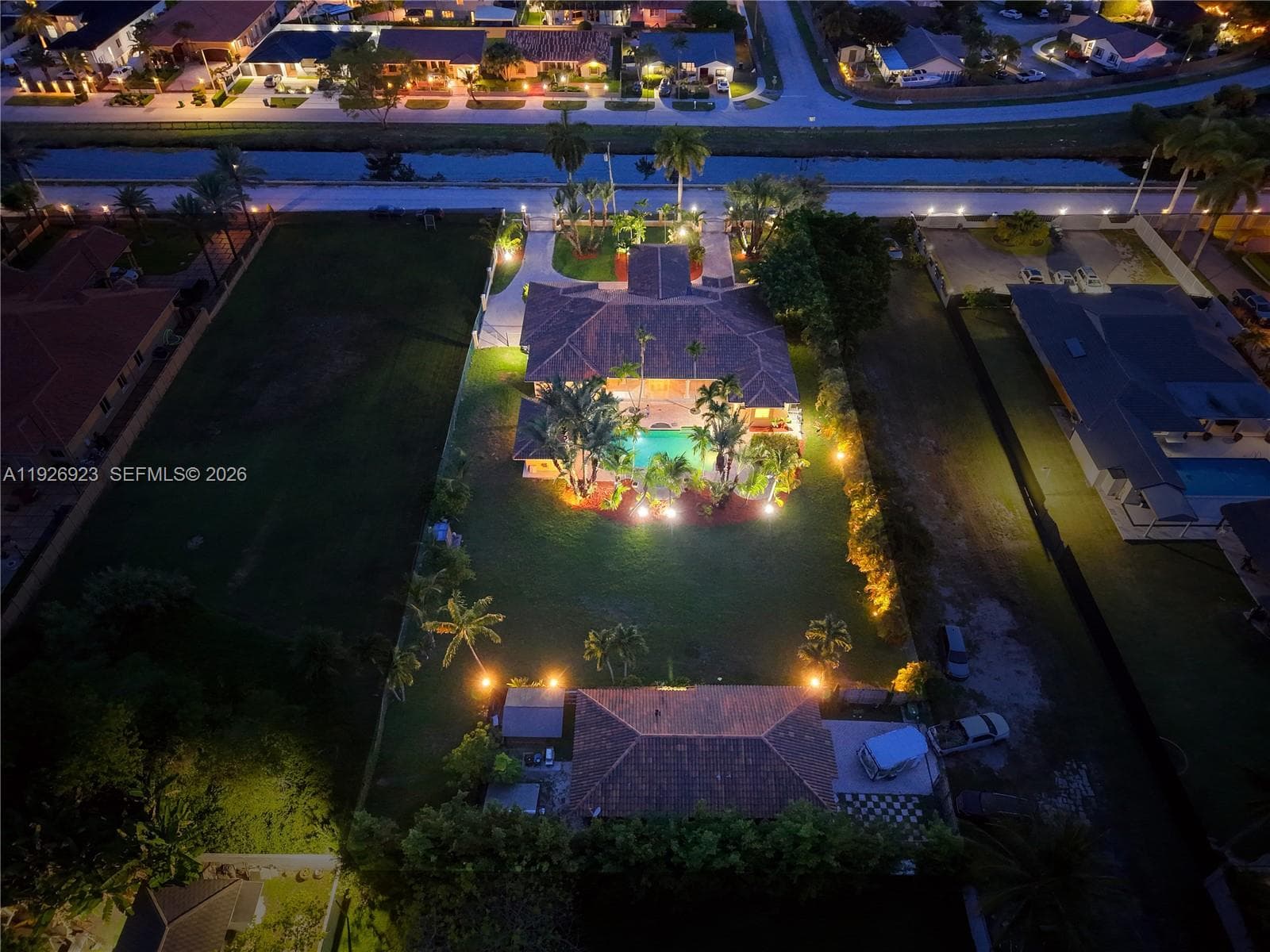3001 SW 132nd Ave photo 5