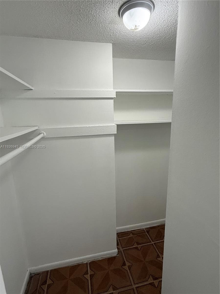 OLA CONDO · #D306 in Miami - Photo 10