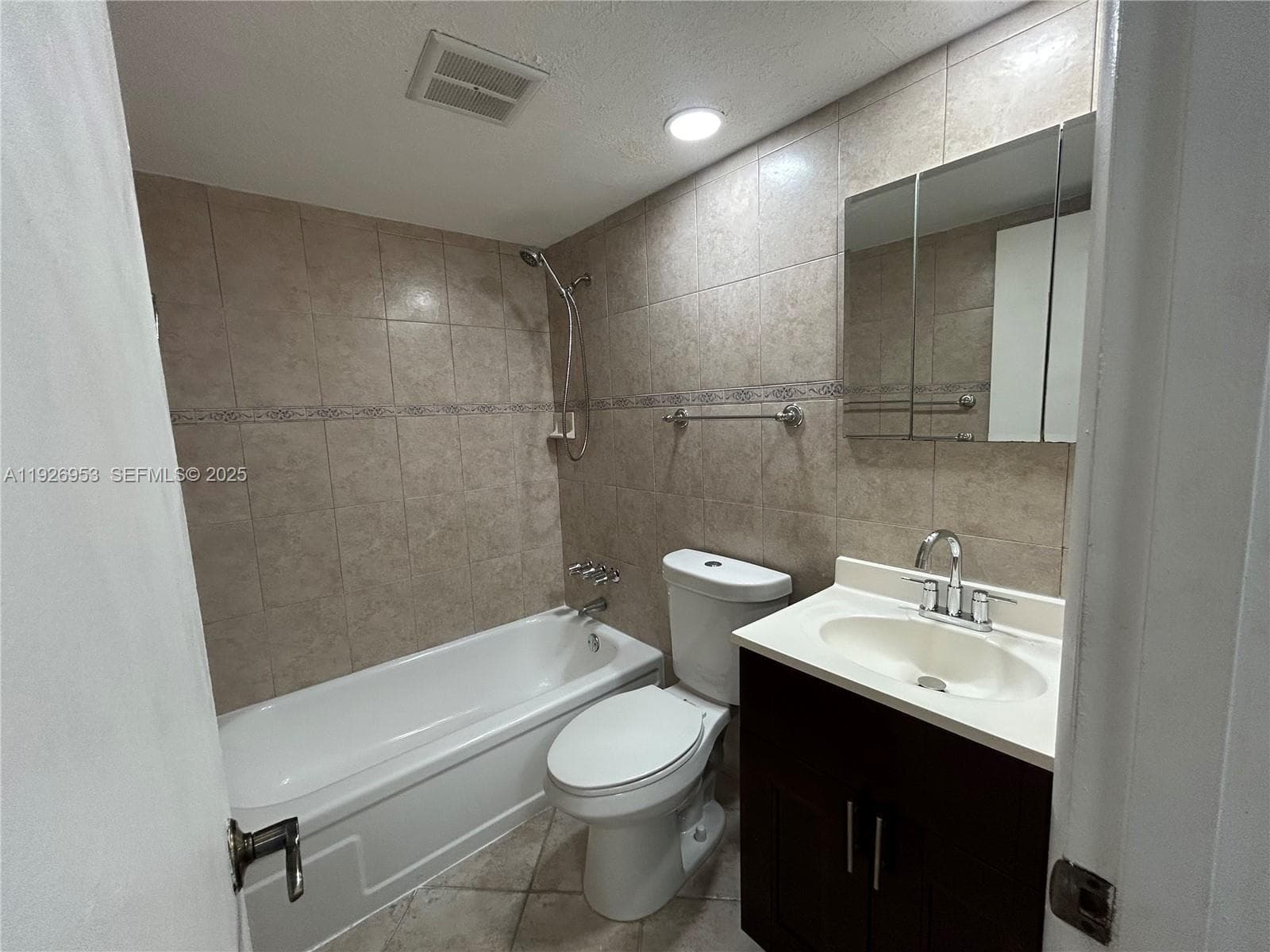 PARADISE BY THE SEA CONDO · #312 in Hallandale Beach - Photo 17