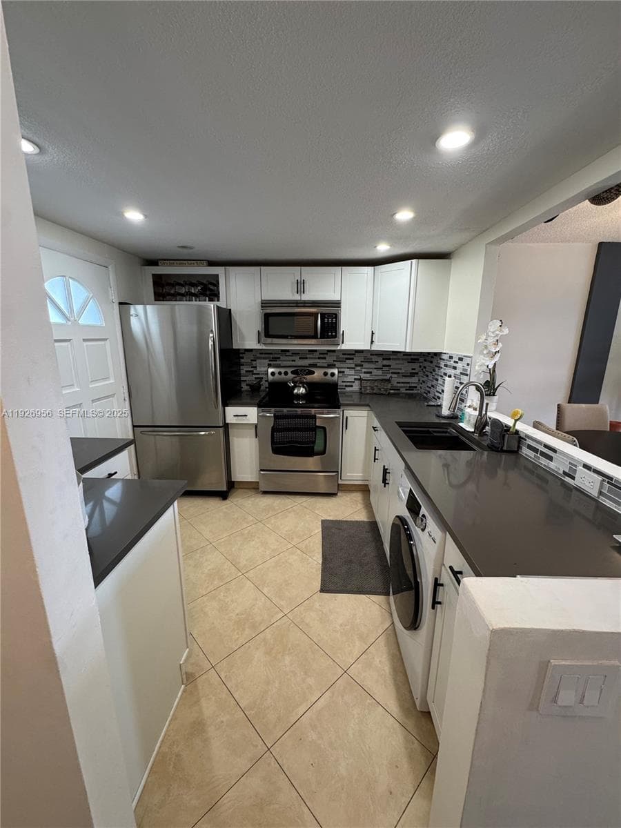 EDEN ISLES CONDO NO 5 · #302 in North Miami Beach - Photo 10
