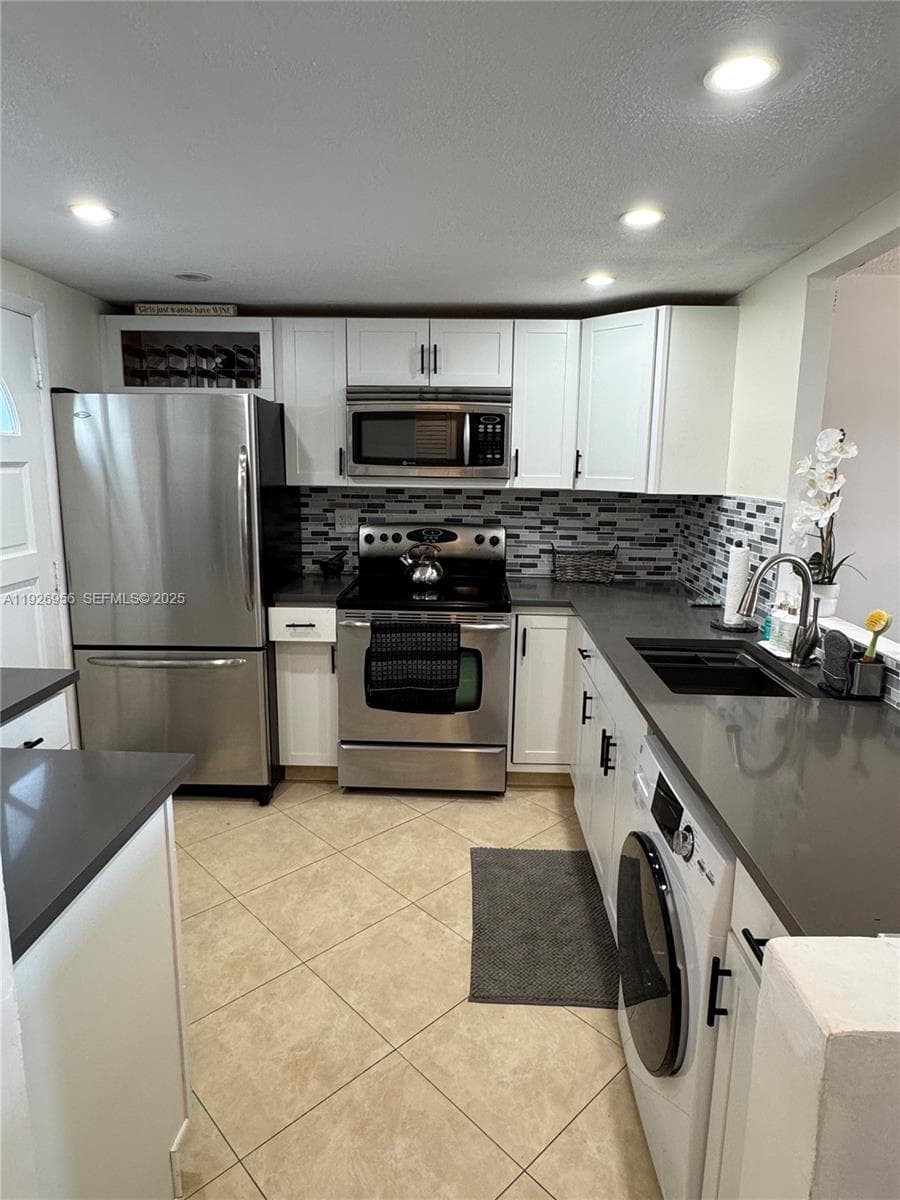 EDEN ISLES CONDO NO 5 · #302 in North Miami Beach - Photo 11