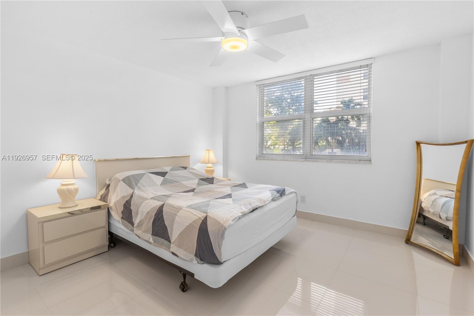 PLAZA TOWERS SOUTH CONDO · #212 in Hallandale Beach - Photo 6
