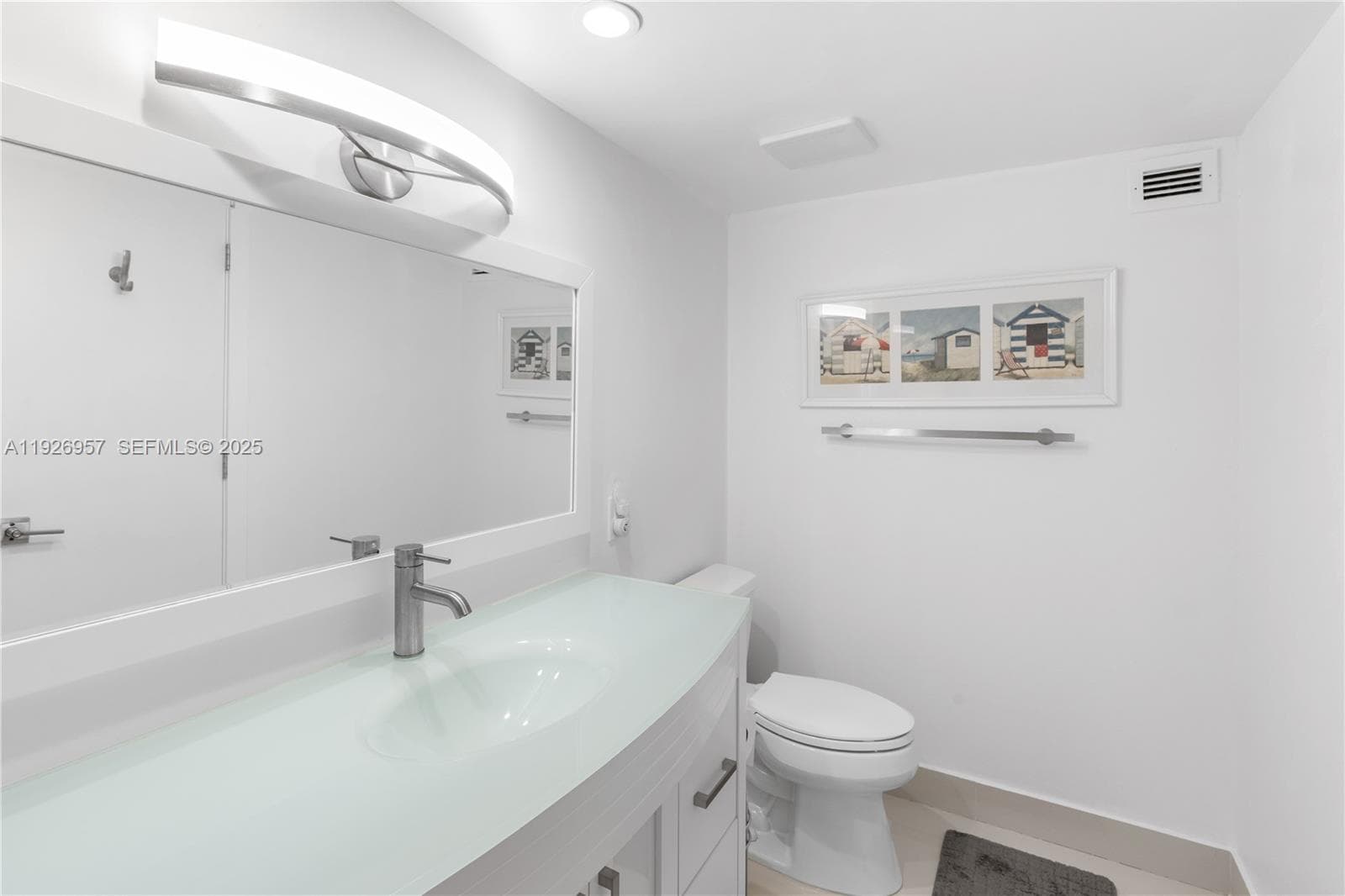 PLAZA TOWERS SOUTH CONDO · #212 in Hallandale Beach - Photo 15