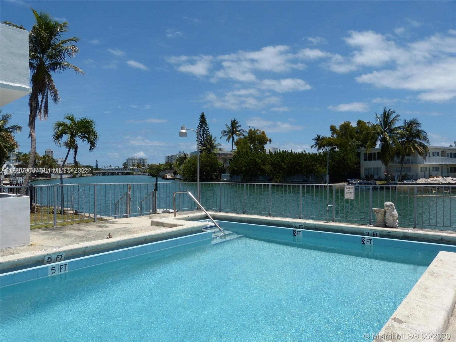 South Shore Yacht · #5 in Miami Beach - Photo 7