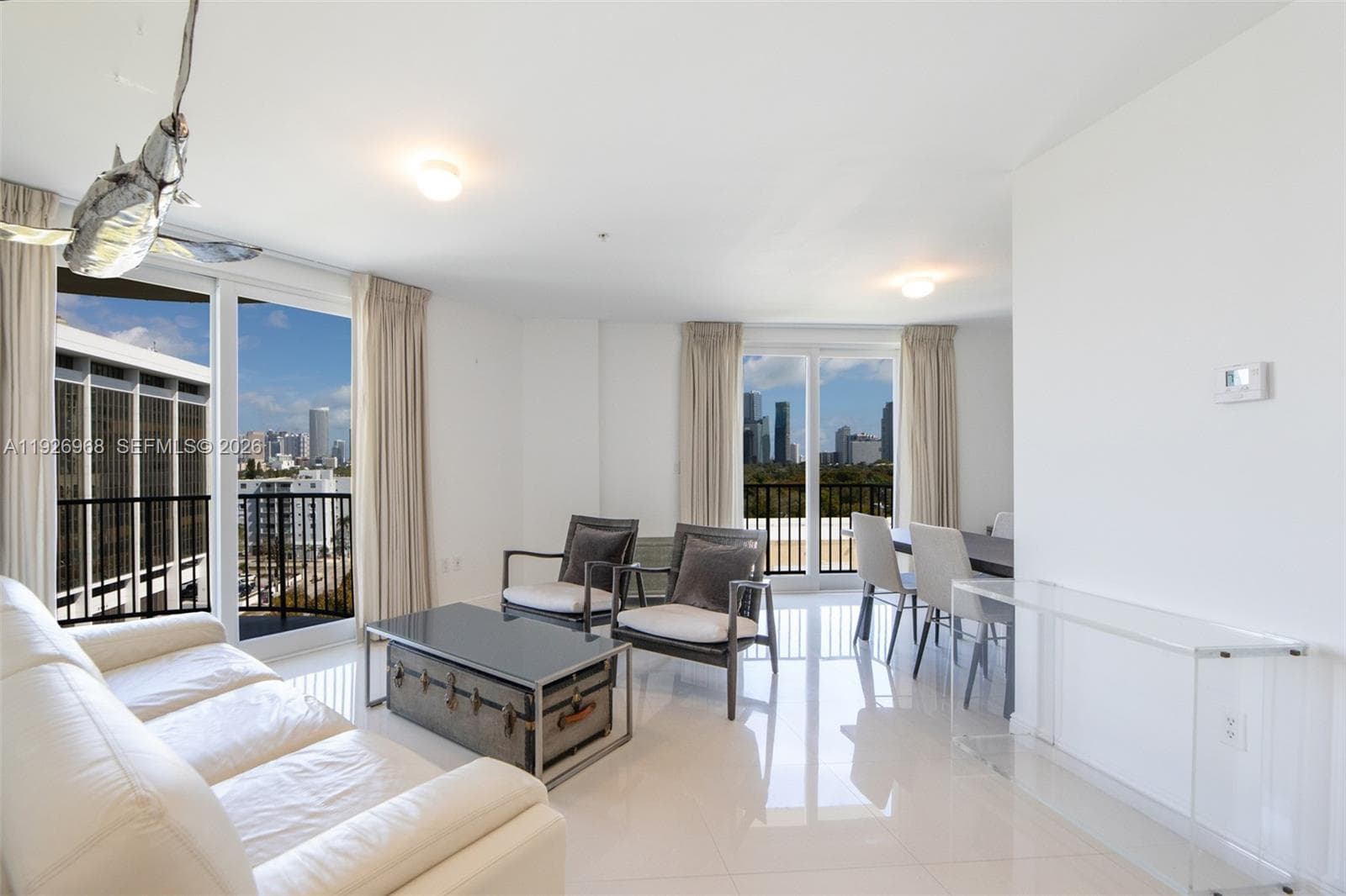 BRICKELL WAY CONDO · #703 in Miami - Photo 2